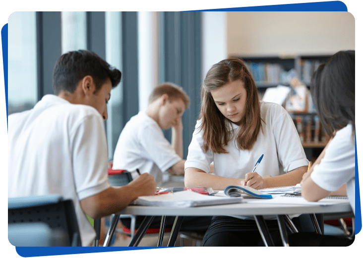 Учні виконують тест